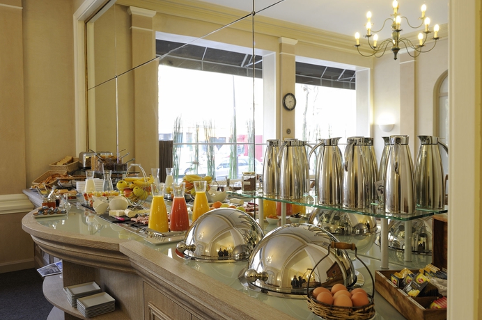 Imagen del bar/restaurante del Hotel ROYAL, París. Foto 4