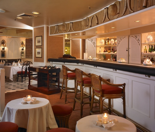 Imagen del bar/restaurante del Hotel ROYAL SWAZI SPA. Foto 2