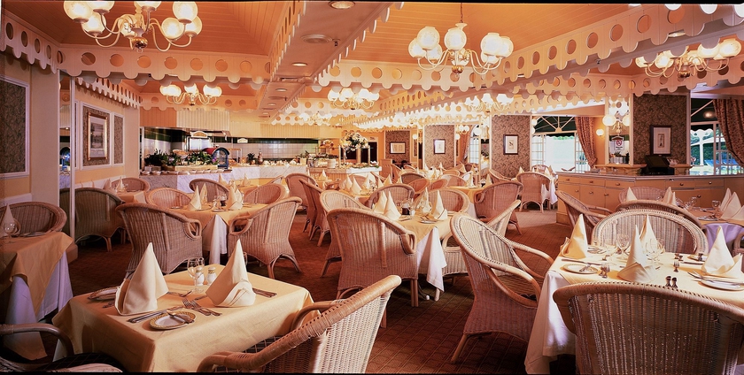 Imagen del bar/restaurante del Hotel ROYAL SWAZI SPA. Foto 5