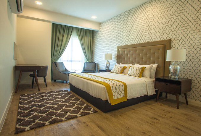Imagen de la habitación del Hotel RPGC Garden Hotel. Foto 7