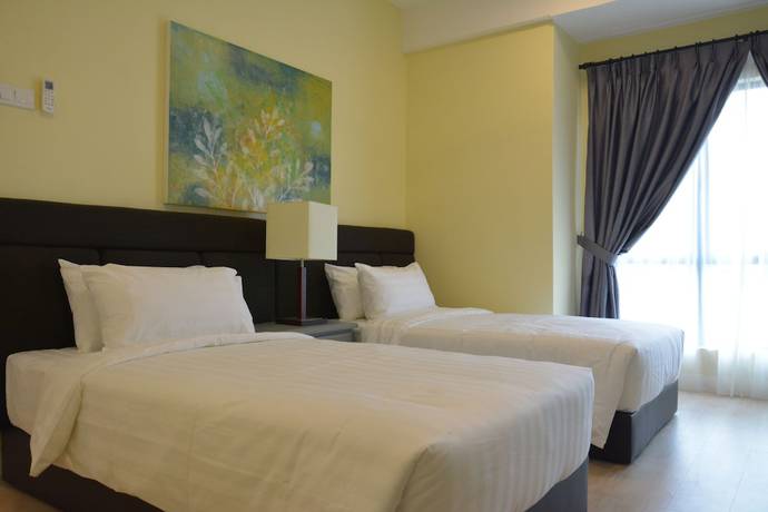 Imagen de la habitación del Hotel RPGC Garden Hotel. Foto 9