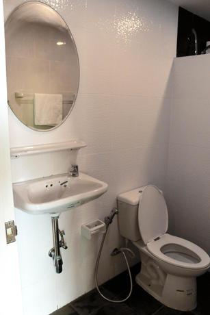 Imagen de la habitación del Hotel RQ Bangkok Sukhumvit 107 by Collection O. Foto 4