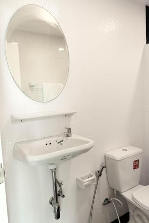 Imagen de la habitación del Hotel RQ Bangkok Sukhumvit 107 by Collection O. Foto 5