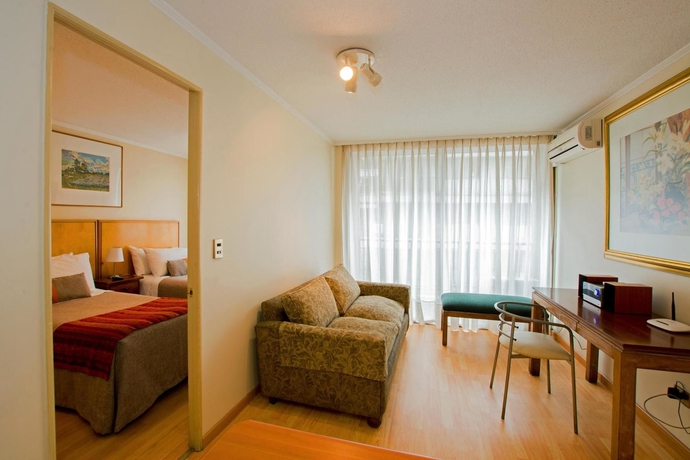 Imagen de la habitación del Hotel RQ City Center. Foto 8