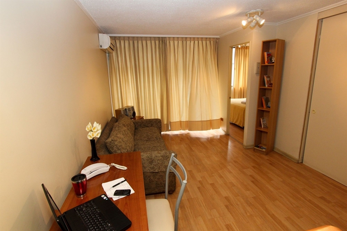 Imagen de los interiores del Hotel RQ City Center. Foto 13