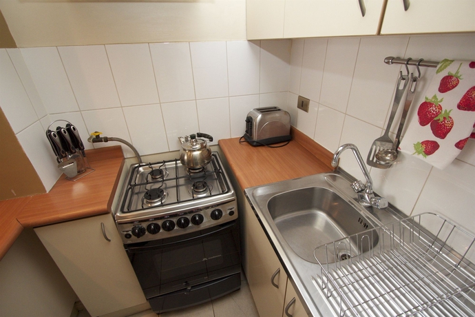 Imagen de la habitación del Hotel RQ City Center. Foto 10