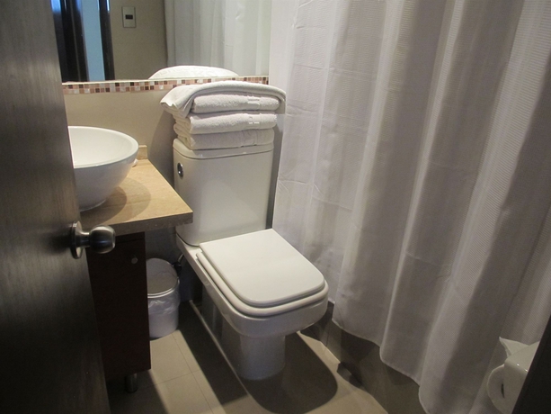 Imagen de la habitación del Hotel RQ Costanera Apartments. Foto 6