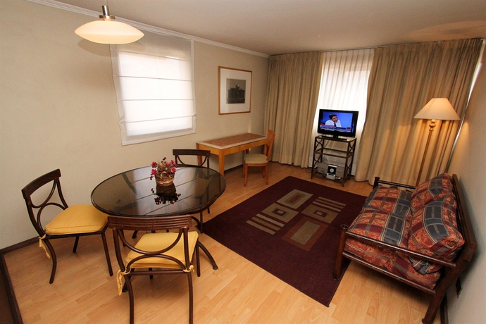 Imagen de la habitación del Hotel RQ Costanera Apartments. Foto 14