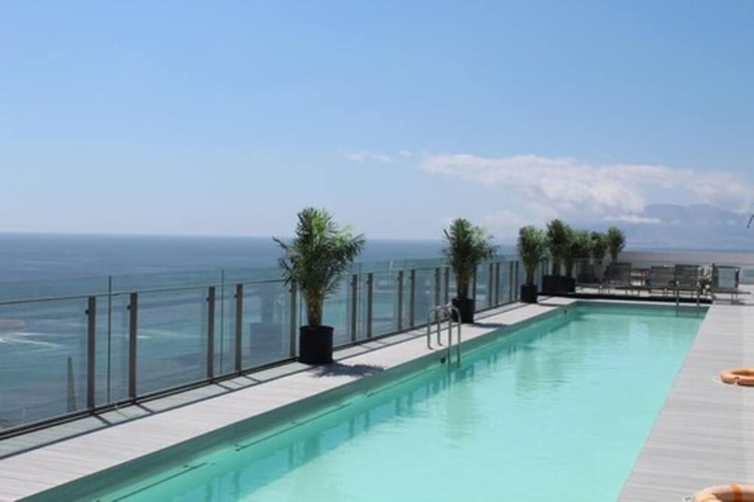 Imagen de la piscina del Hotel RQ Express Antofagasta. Foto 18