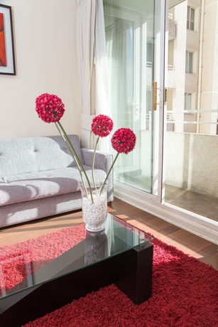 Imagen de los interiores del Hotel RS Santiago. Foto 12