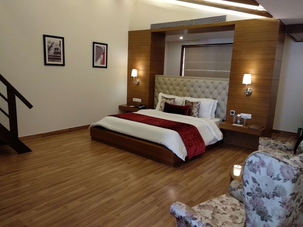 Imagen de la habitación del Hotel RS Sarovar Portico Palampur. Foto 9