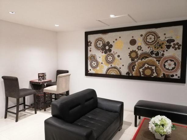 Imagen de los interiores del Hotel RUPERT A. Foto 7