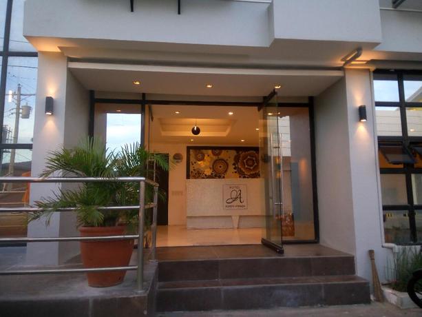 Imagen de los interiores del Hotel RUPERT A. Foto 11