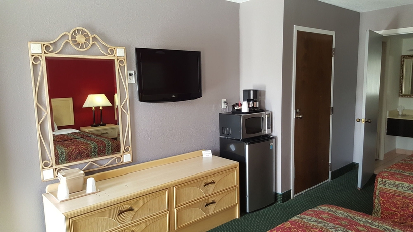 Imagen de la habitación del Hotel RW. Foto 4