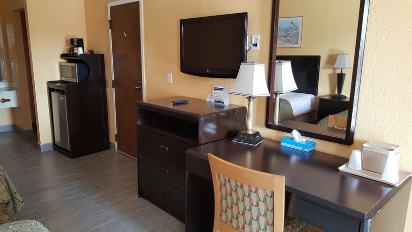 Imagen de la habitación del Hotel RW. Foto 8