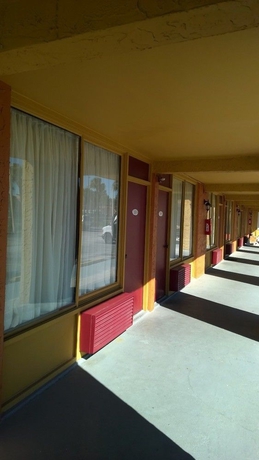 Imagen de los exteriores del Hotel RW. Foto 13