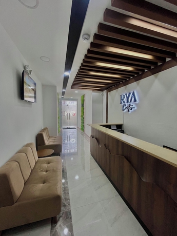 Imagen de los interiores del Hotel RYA Center. Foto 9