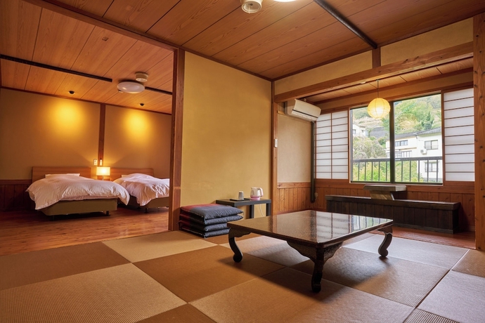 Imagen de la habitación del Hotel RYOKAN KOKONOE. Foto 9