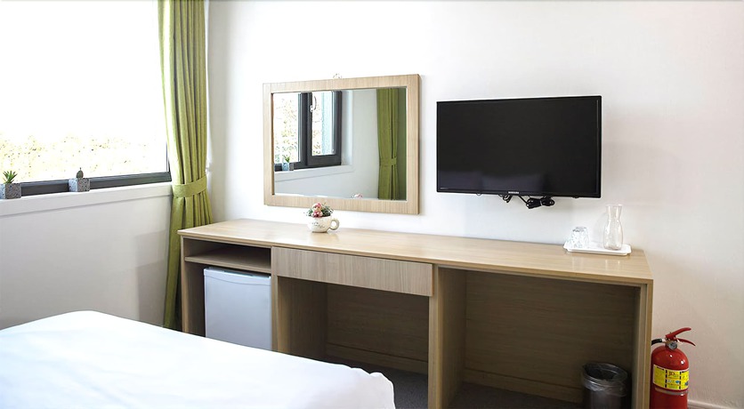 Imagen de la habitación del Hotel Ra. Foto 8