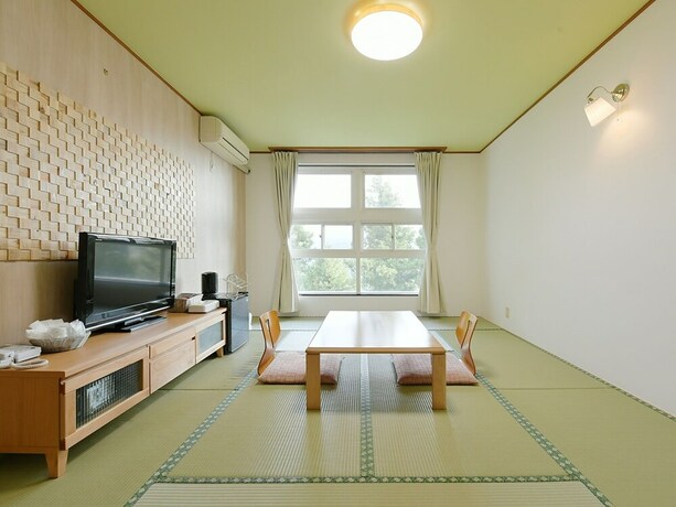 Imagen de la habitación del Hotel Ra Kuun. Foto 32