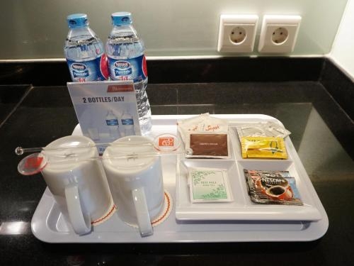 Imagen de la habitación del Hotel Ra Simatupang Jakarta. Foto 7