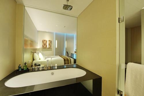 Imagen general del Hotel Ra Simatupang Jakarta. Foto 5