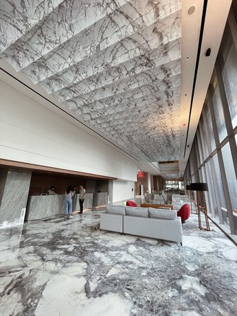 Imagen de los interiores del Hotel Ra Suites Simatupang. Foto 20