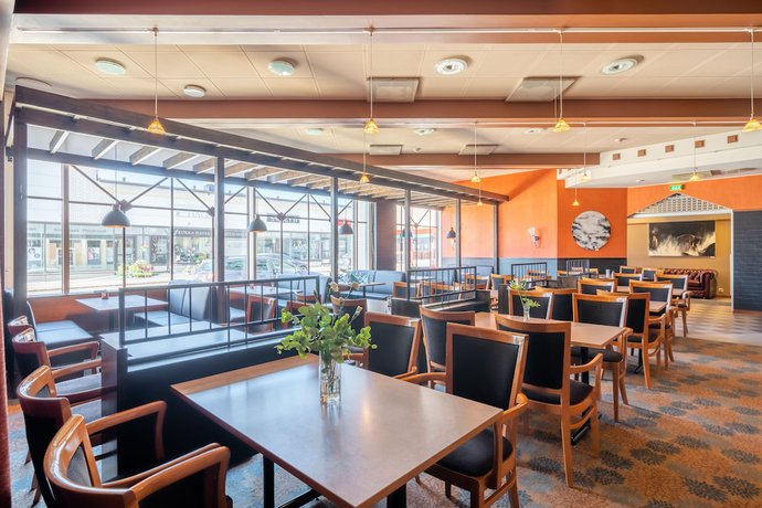 Imagen del bar/restaurante del Hotel Raahen Hovi. Foto 3