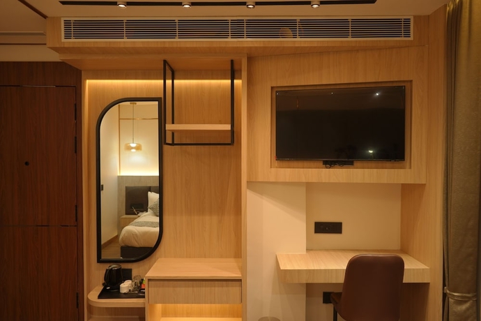 Imagen de la habitación del Hotel Raam Leela. Foto 7