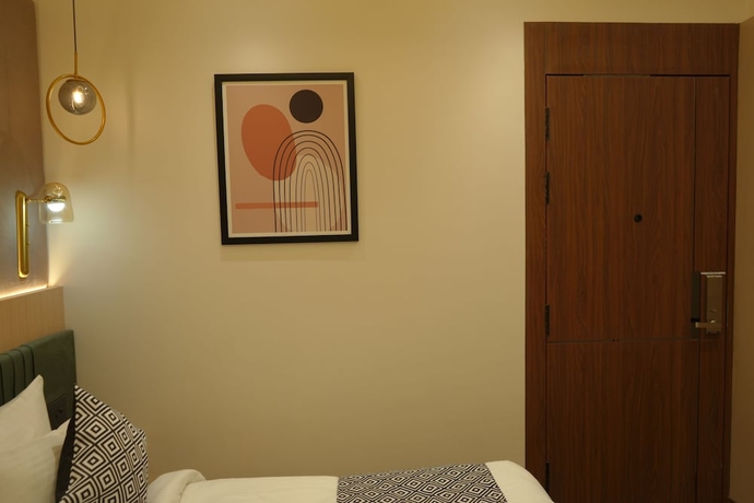 Imagen de la habitación del Hotel Raam Leela. Foto 12