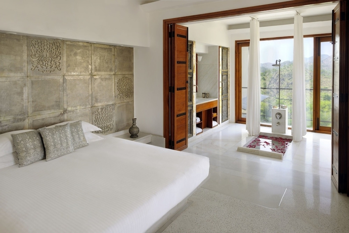 Imagen de la habitación del Hotel Raas Devigarh. Foto 4