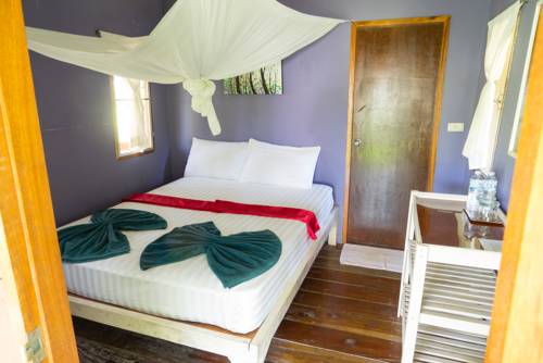 Imagen de la habitación del Hotel Rabbit Bungalow. Foto 5