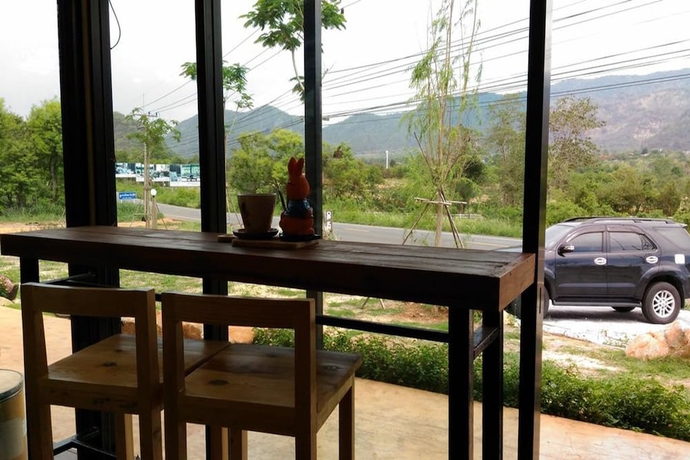 Imagen del bar/restaurante del Hotel Rabbit Hill Cafe and Resort @ Khao Yai. Foto 4