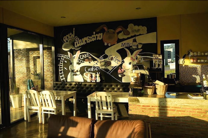 Imagen del bar/restaurante del Hotel Rabbit Hill Cafe and Resort @ Khao Yai. Foto 5