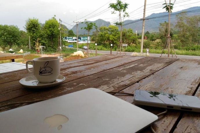 Imagen del bar/restaurante del Hotel Rabbit Hill Cafe and Resort @ Khao Yai. Foto 6
