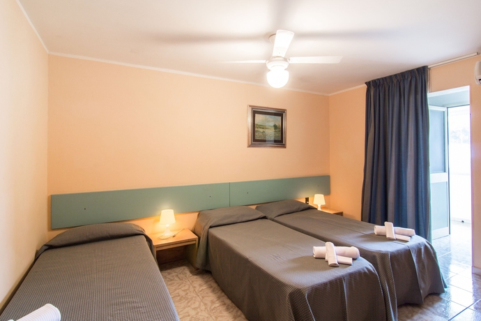 Imagen de la habitación del Hotel Racar and Resort. Foto 14