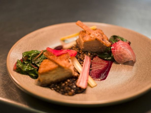 Imagen del bar/restaurante del Hotel Racehorse Inn. Foto 2