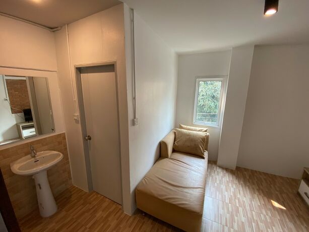 Imagen general del Hotel Racha. Foto 5