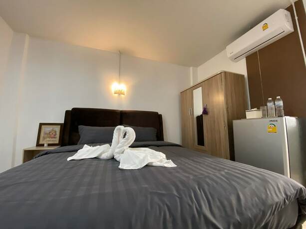 Imagen general del Hotel Racha. Foto 6