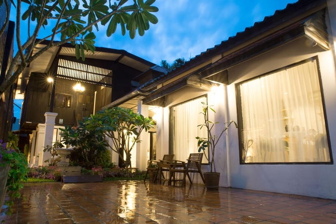 Imagen de los exteriores del Hotel Rachamankha Thai Villa. Foto 13