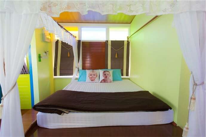 Imagen de la habitación del Hotel Rachawadee Resort Koh Larn. Foto 19