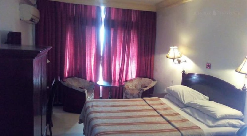 Imagen de la habitación del Hotel Racheal. Foto 3