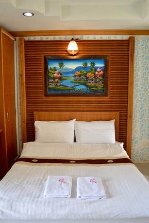 Imagen de la habitación del Hotel Rachiga Grand Resort. Foto 9