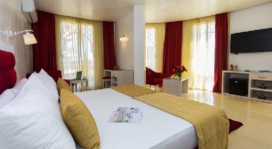 Imagen general del Hotel Racine. Foto 9