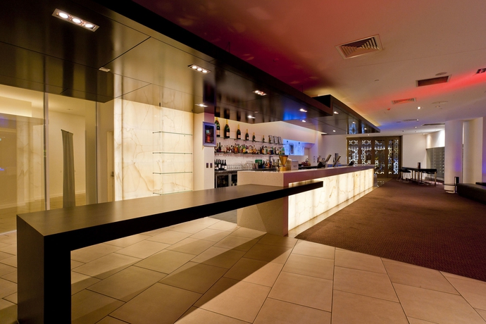 Imagen del bar/restaurante del Hotel Racv Royal Pines Resort Gold Coast. Foto 2