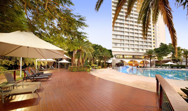 Imagen de la piscina del Hotel Racv Royal Pines Resort Gold Coast. Foto 12