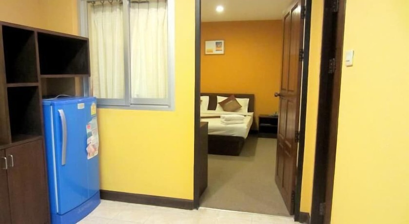 Imagen de la habitación del Hotel Rada Place. Foto 7