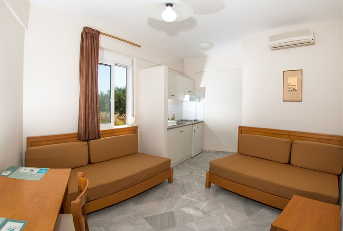 Imagen de los interiores del Hotel Radamanthy's Apartments. Foto 10