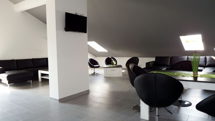 Imagen de los interiores del Hotel Radau. Foto 18