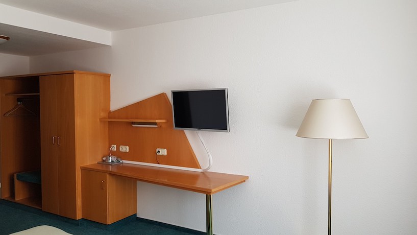 Imagen de la habitación del Hotel Radau. Foto 15